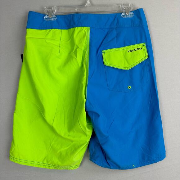 Volcom 38ER Men’s 30 Board Shorts 21” Length Cinch Fly Colorblock - Picture 8 of 8